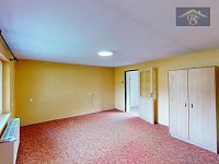 Prodej rodinného domu 204 m2, pozemek 690 m2 - 14.jpg