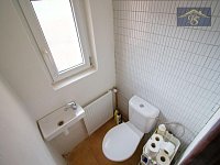 Prodej rodinného domu 204 m2, pozemek 690 m2 - IMG_8623.jpg