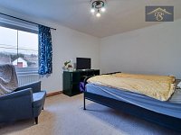 Prodej rodinného domu 204 m2, pozemek 690 m2 - IMG_8629_hdr.jpg