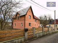 Prodej rodinného domu 204 m2, pozemek 690 m2 - IMG_8653.jpg