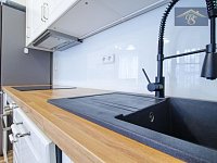 Prodej bytu 2+kk, 45m2, Ke kříži, Praha - Uhříněves - IMG_9651.jpg