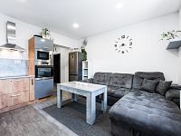 Jedinečná možnost spojení bydlení a realizací vlastního podnikatelského záměru v Pardubicích - Pardubice_Hradistska-21.jpg