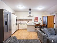 Pronájem bytu 3+kk, 92m2, centrum města - DSC_3931.jpg