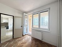 Pronájem zděného bytu 2+1 s lodžií po rekonstrukci v centru města, internet - IMG_7300.jpg