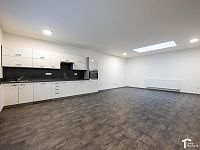 Pronájem bytu 2+kk, centrum města, 90m2 - DSC_4561.jpg