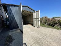 Pronájem plechové haly s betonovou podlahou - IMG_1331.JPEG