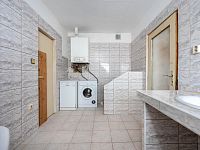 Prodej menšího RD 2+kk Dvakačovice – potenciál pro bydlení i investici - Kopie souboru DSC_4843-Edit.jpg