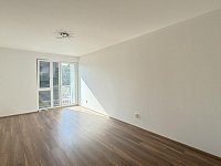 Nadstandardní novostavba bytu 2+k, balkón, sklep, kryté parkovací stání - IMG_3623.JPEG