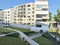 Nadstandardní novostavba bytu 2+k, balkón, sklep, kryté parkovací stání - IMG_3653.JPEG