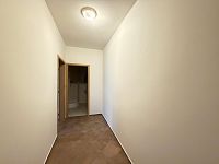 Pronájem bytu 1+kk s balkonem, sklep - IMG_7622.jpg