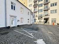 Pronájem kanceláře v centru s parkováním - IMG_7688.JPEG