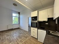 Pronájem zděného bytu 2+kk - IMG_6943.JPEG