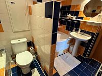 Prodej bytu 3+1 se zasklenou lodžií, Pardubice - Polabiny - 41792da3-04c4-4a40-b2c0-f0e713fa1fd2.jpeg