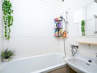 Pronájem bytu 2+1, OV, 53m2 - o-5.jpg