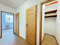 Pronájem bytu 1+1 s lodžií po rekonstrukci - IMG_3033.JPEG