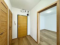 Pronájem bytu 1+1 s lodžií po rekonstrukci - IMG_3048.JPEG