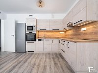 Pronájem novostavby 2+kk, 78m2, parkovací stání - _DSC7660-Edit.jpg