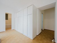 Pronájem bytu 2+1, OV, 90m2, centrum města - DSC_5461-HDR.jpg