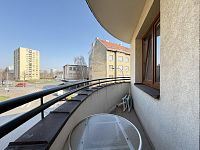 Pronájem zděného bytu 3+kk, 2 lodžie, parkovací stání - IMG_8149.JPEG