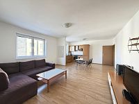 Pronájem zděného bytu 3+kk, 2 lodžie, parkovací stání - IMG_8164.jpg