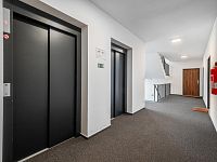 Pronájem novostavby zděného bytu 3+kk s terasou a krytým parkovacím stáním - Pod-Vinici-143.jpg