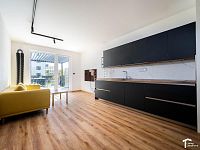 Pronájem mezonetového 3+kk s terasou a garážovým stáním - DSC_6067-Edit.jpg