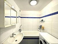 Pronájem bytu 3+1, zděné jádro, lodžie, sklep - IMG_1099.JPEG