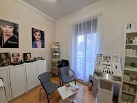 Podnájem nebytového prostoru 20m2, centrum města - 42fe8cd4-b79a-4f36-b483-46a66ab32a19.JPG