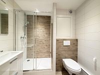 Pronájem moderního bytu 2+kk, komora, sklep - IMG_8334.jpg