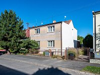 Rodinný dům se dvěma bytovými jednotkami (3+kk a 3+1), Pardubice - Studánka - DSC_3034-Edit.jpg