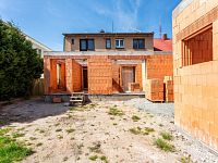 Rodinný dům se dvěma bytovými jednotkami (3+kk a 3+1), Pardubice - Studánka - Pardubice_RD-1.jpg