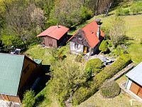 Prodej chaty 45m2, pozemek 265m2 - DJI_0058.jpg