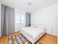 Pronájem zděného bytu 2+kk, balkon - Rokycanova-109.jpg