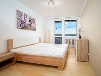 Pronájem moderního bytu 2+1, lodžie, komora, sklep - pce-5.jpg