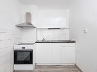Pronájem bytu 1+1, lodžie, komora, sklep - Zavodu_Miru-107.jpg