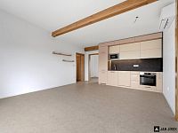 Pronájem moderního bytu 3+kk s terasou – Pardubice, Jesničánky - DSC_7513.jpg