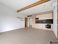Pronájem moderního bytu 3+kk s terasou – Pardubice, Jesničánky - DSC_7513.jpg
