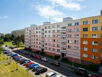 Pronájem bytu 1+1, 36m² - Šantrochova - Hradec Králové