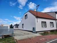Prodej rodinného domu 3+1 se samostatnou obytnou stavbou a skladem – Pardubice, Svítkov