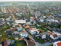 Prodej rodinného domu 3+1 se samostatnou obytnou stavbou a skladem – Pardubice, Svítkov - DJI_0182 kopie.jpg