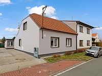 Prodej rodinného domu 3+1 se samostatnou obytnou stavbou a skladem – Pardubice, Svítkov - JY3A2411 b.jpg