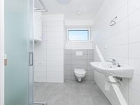 Úsporná novostavba bytu 2+kk s rekuperací, předokenními žaluziemi, balkonem, FVE – Lázně Bohdaneč - Bohdanec-119.jpg