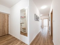 Pronájem nadstandardního bytu 3+kk s balkonem a krytým parkováním – Pardubice, Ohrazenice - Ohrazenice-114.jpg