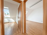 Pronájem zděného rodinného domu 4+kk s garáží a klimatizací – Pardubice, Svítkov - Svitkov-108.jpg