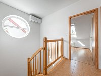 Pronájem zděného rodinného domu 4+kk s garáží a klimatizací – Pardubice, Svítkov - Svitkov-109.jpg