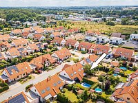 Pronájem zděného rodinného domu 4+kk s garáží a klimatizací – Pardubice, Svítkov - Svitkov-128 copy.jpg