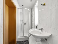 Rodinný dům se samostatným bytem v podkroví, dvojgaráží a zahradou | Pardubice – Pardubičky | 164 m² | pozemek 490 m² - JY3A9931.JPG