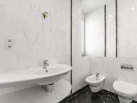 Rodinný dům se samostatným bytem v podkroví, dvojgaráží a zahradou | Pardubice – Pardubičky | 164 m² | pozemek 490 m² - JY3A9933.JPG