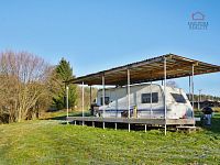 STARÉ NESPEŘICE, STAVEBNÍ POZEMEK 1790 m² S KARAVANEM - 21.jpg