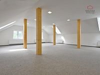 KUTNÁ HORA - POLIČANY, NEBYTOVÝ PROSTOR, 66 m²